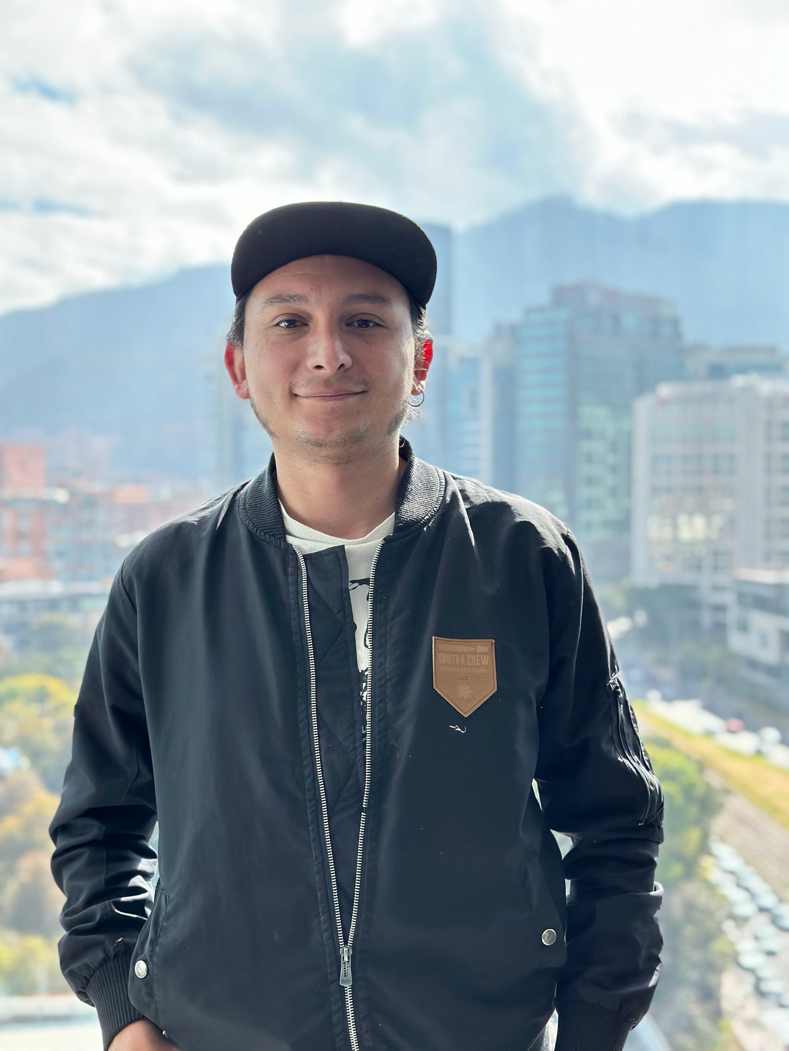 Equipo Sense Digital retrato